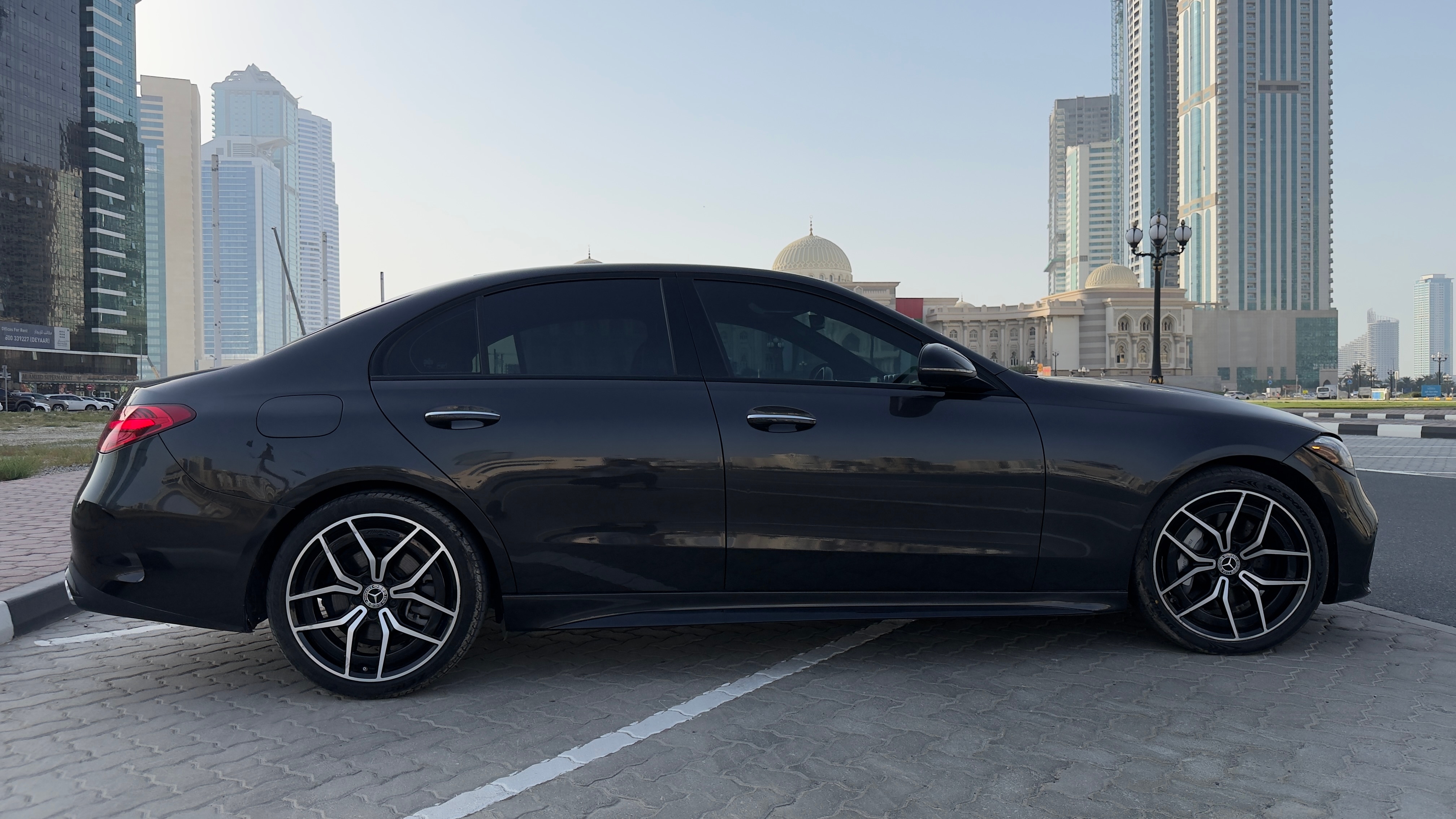 Black Mercedes Benz C300 4Matic 2023
